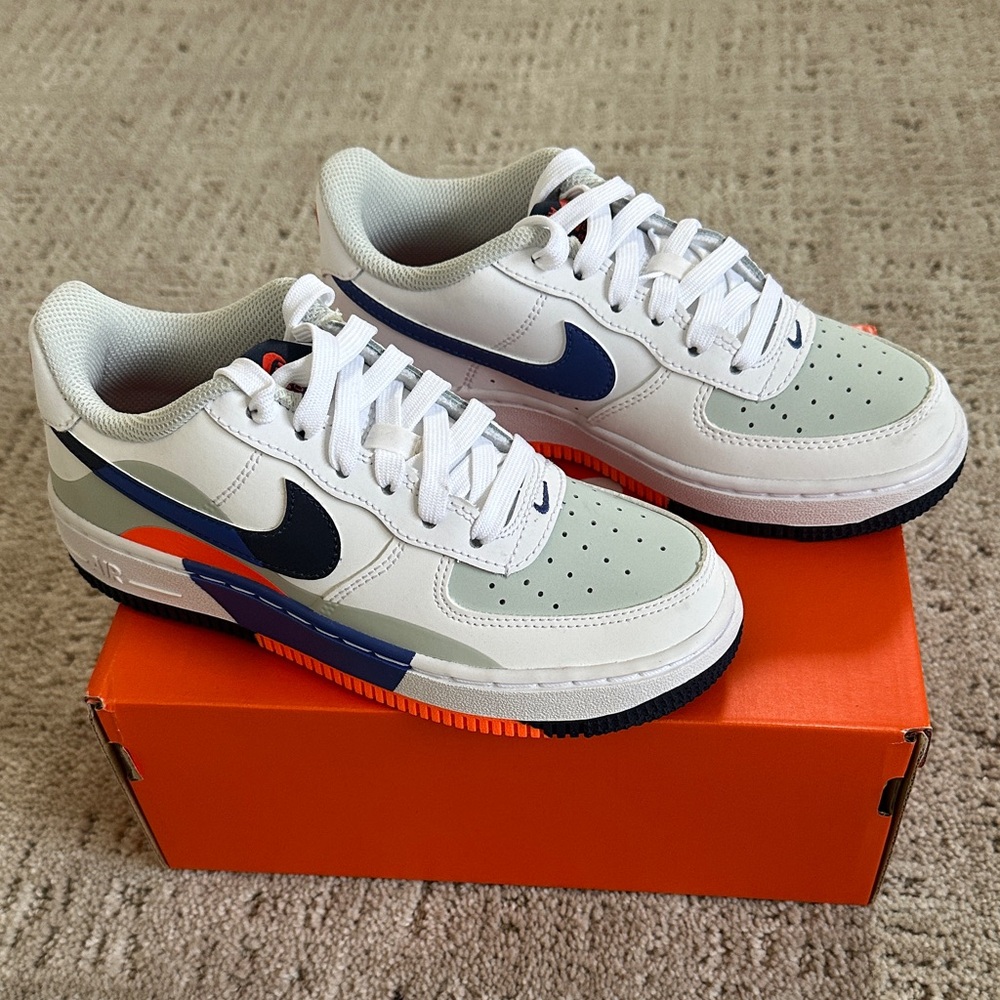 Nike Air Force 1 - Kids Size 2